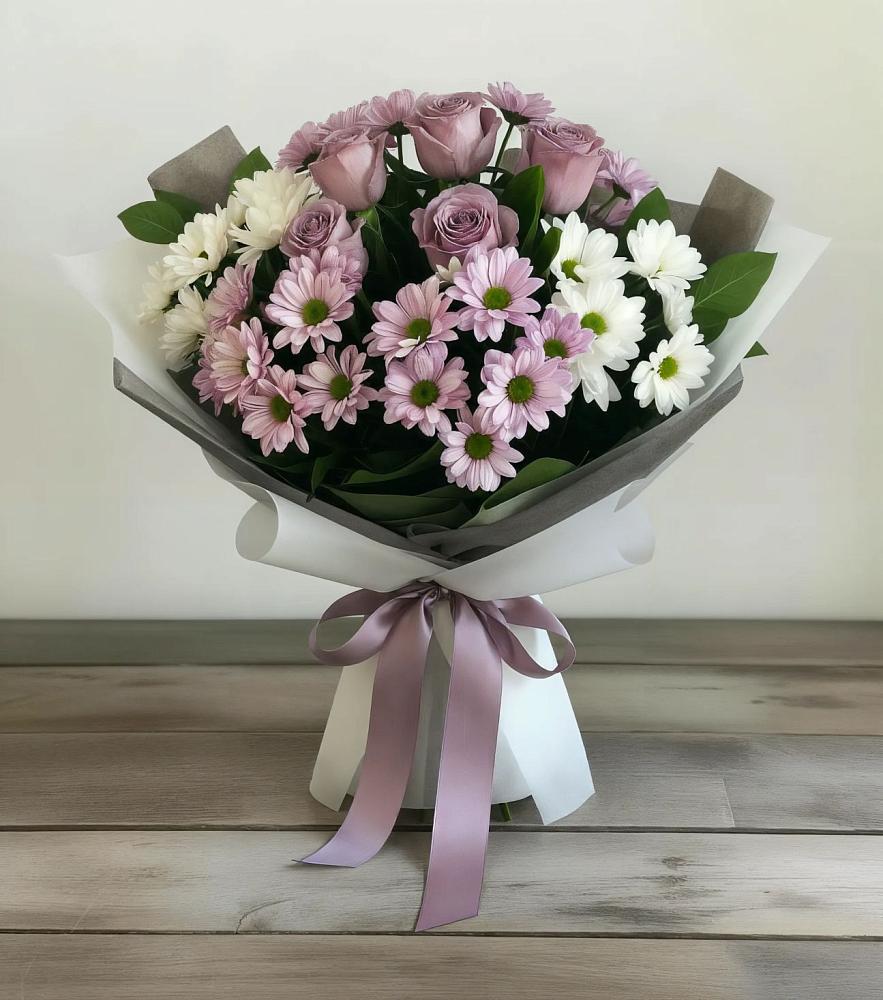 Букет цветов из: Хризантемы и Розы в Черноисточинске