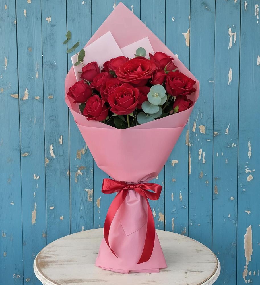 Букет цветов из: Розы в Черноисточинске