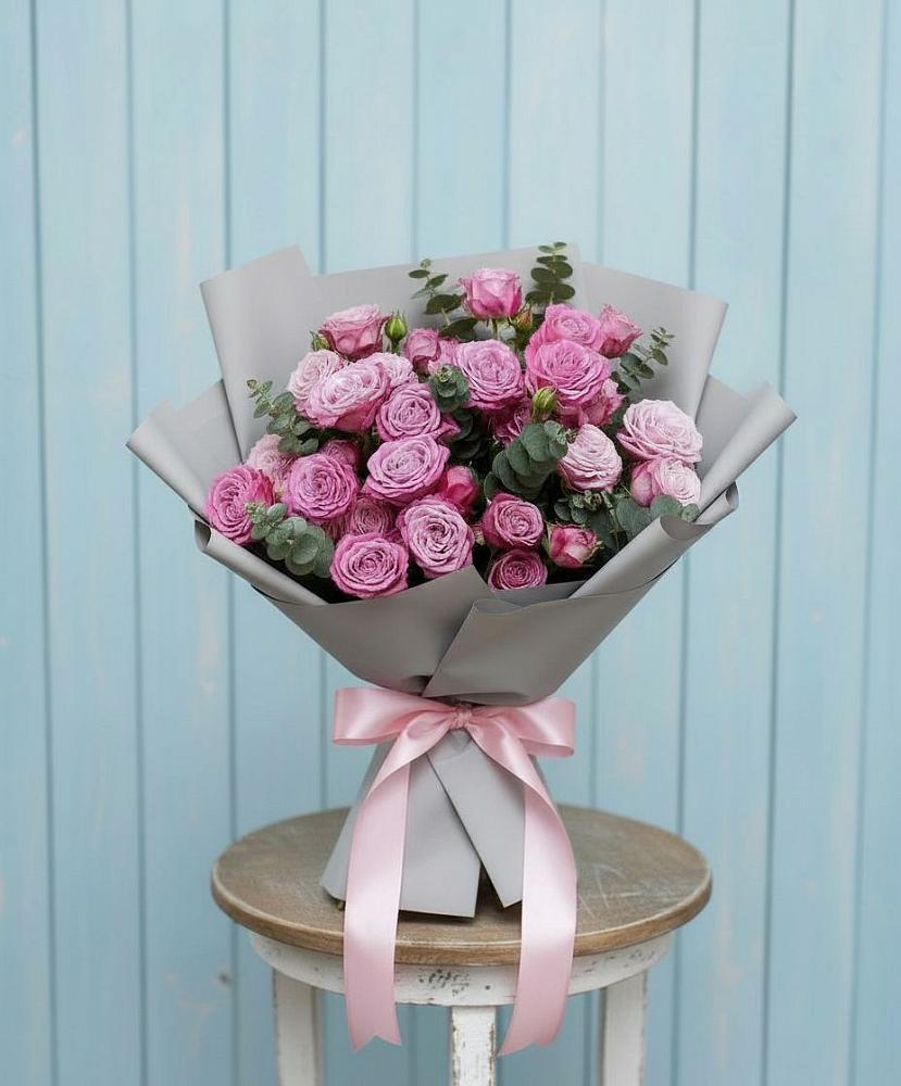 Букет цветов из: Розы в Черноисточинске