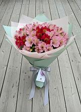 Букет цветов из:  Альстромерии #REPLACE_PRED# Черноисточинске