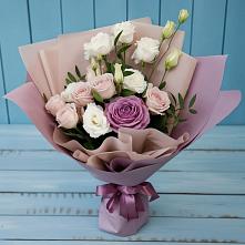 Букет цветов из:  Розы и Лизиантусы в Черноисточинске