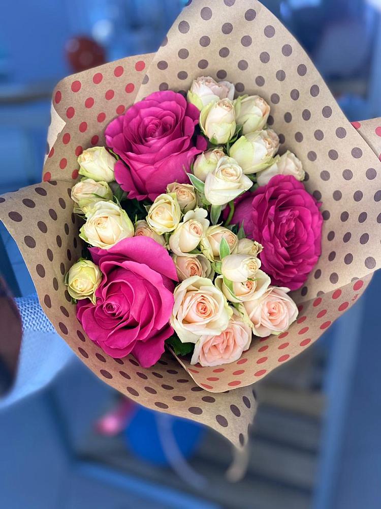 Букет цветов из: Розы в Черноисточинске