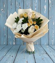 Букет цветов из:  Розы и Хризантемы в Черноисточинске