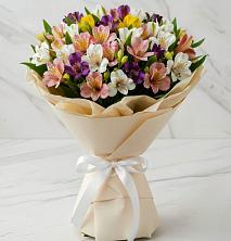 Букет цветов из:  Альстромерии в Черноисточинске