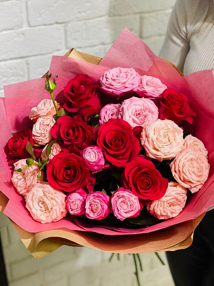 Букет цветов из: Розы в Черноисточинске