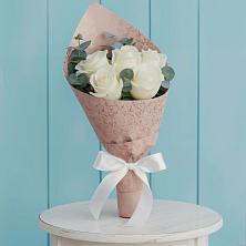 Букет цветов из:  Розы в Черноисточинске