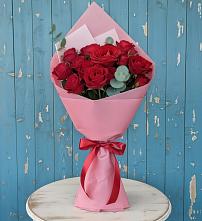 Букет цветов из:  Розы в Черноисточинске
