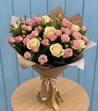 Букет цветов из:  Розы в Черноисточинске