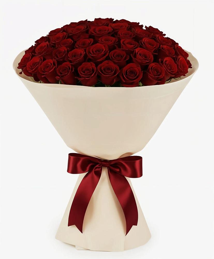 Букет 101 Бордовая роза Блэк Бакарра в Черноисточинске